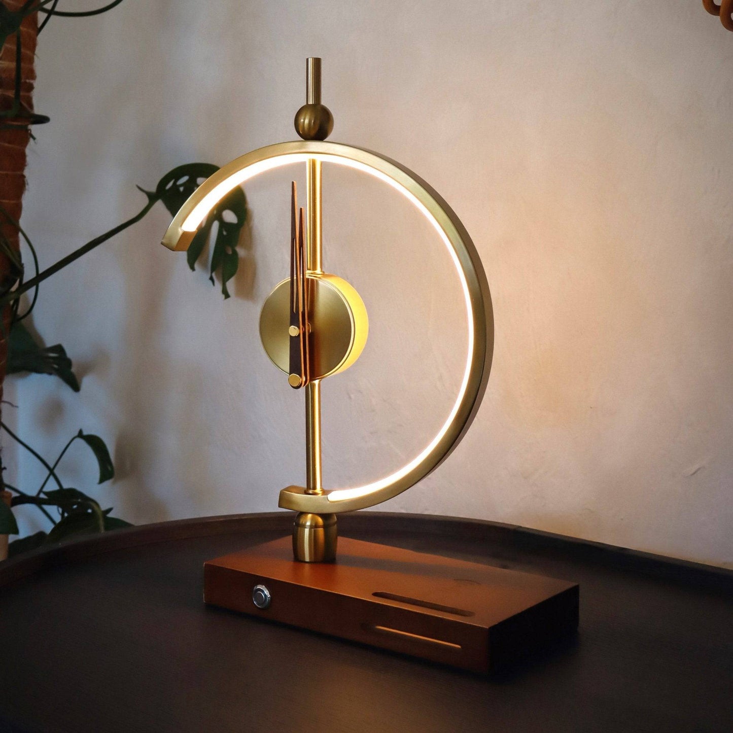 NOGY Clock Desk Lamp with Wireless Charger • Wireless Charger Lamp with Analog Clock • Analog Desk Clock LED Lamp Wireless Charger • Home Office Desk Lamp